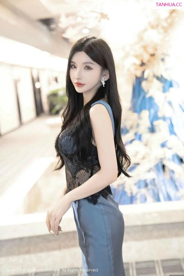 周于希dummy  [XiuRen]高清写真图 2024.03.15 No.8242 周于希Sally 美腿黑丝第12张图片